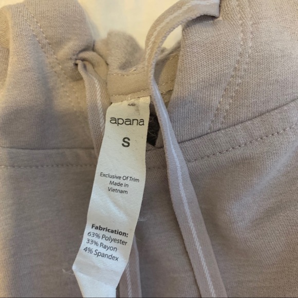 Workout pullover - Picture 2 of 3